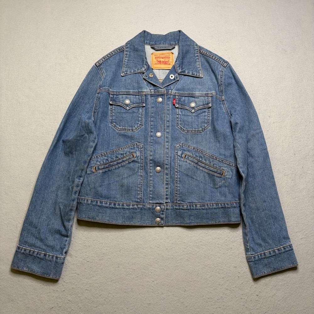 Levi's Denim Jacket Women S/M Blue Trucker Y2K Medium Wash Button Front Pocket